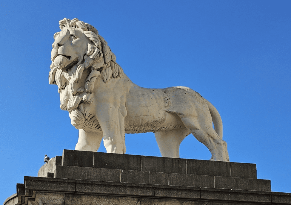 Stories in Sculpture